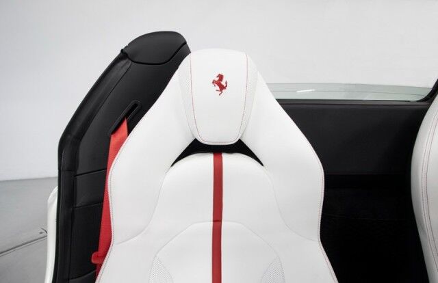 2022 Ferrari F8 Spider ($443,444 MSRP!!) *$136,426 IN FACTORY OPTIONS!!* *ONLY 3400 MILES* *ONE-OF-A-KIND* San Diego CA
