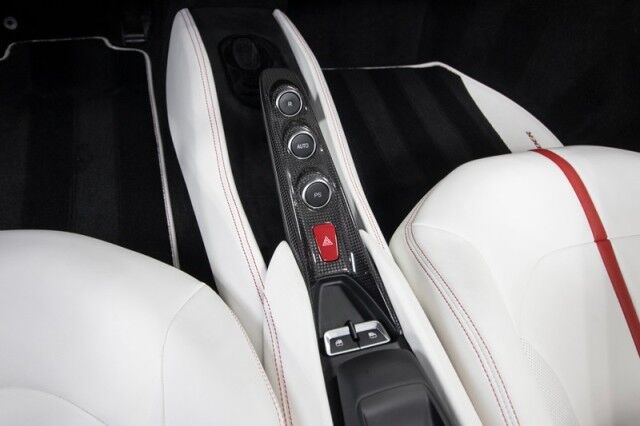 2022 Ferrari F8 Spider ($443,444 MSRP!!) *$136,426 IN FACTORY OPTIONS!!* *ONLY 3400 MILES* *ONE-OF-A-KIND* San Diego CA