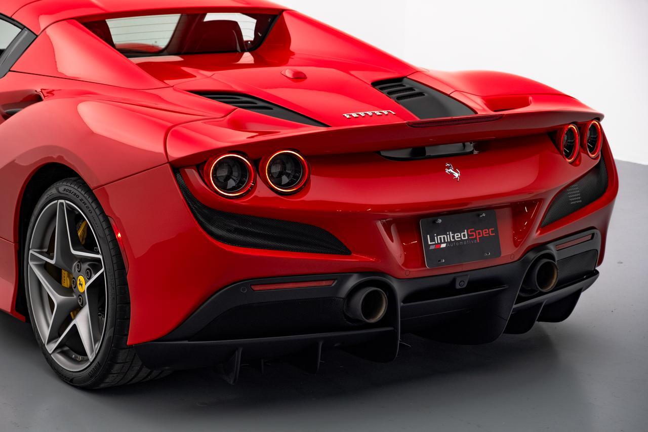 2022 Ferrari F8 Spider Base Miami FL