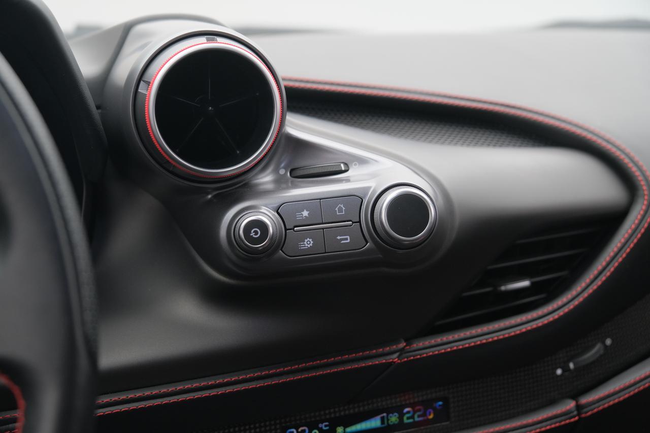 2022 Ferrari F8 Spider Base Miami FL