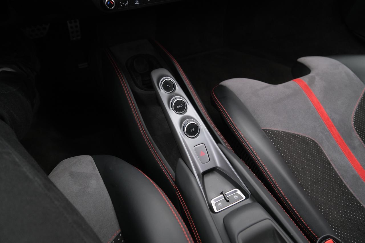 2022 Ferrari F8 Spider Base Miami FL