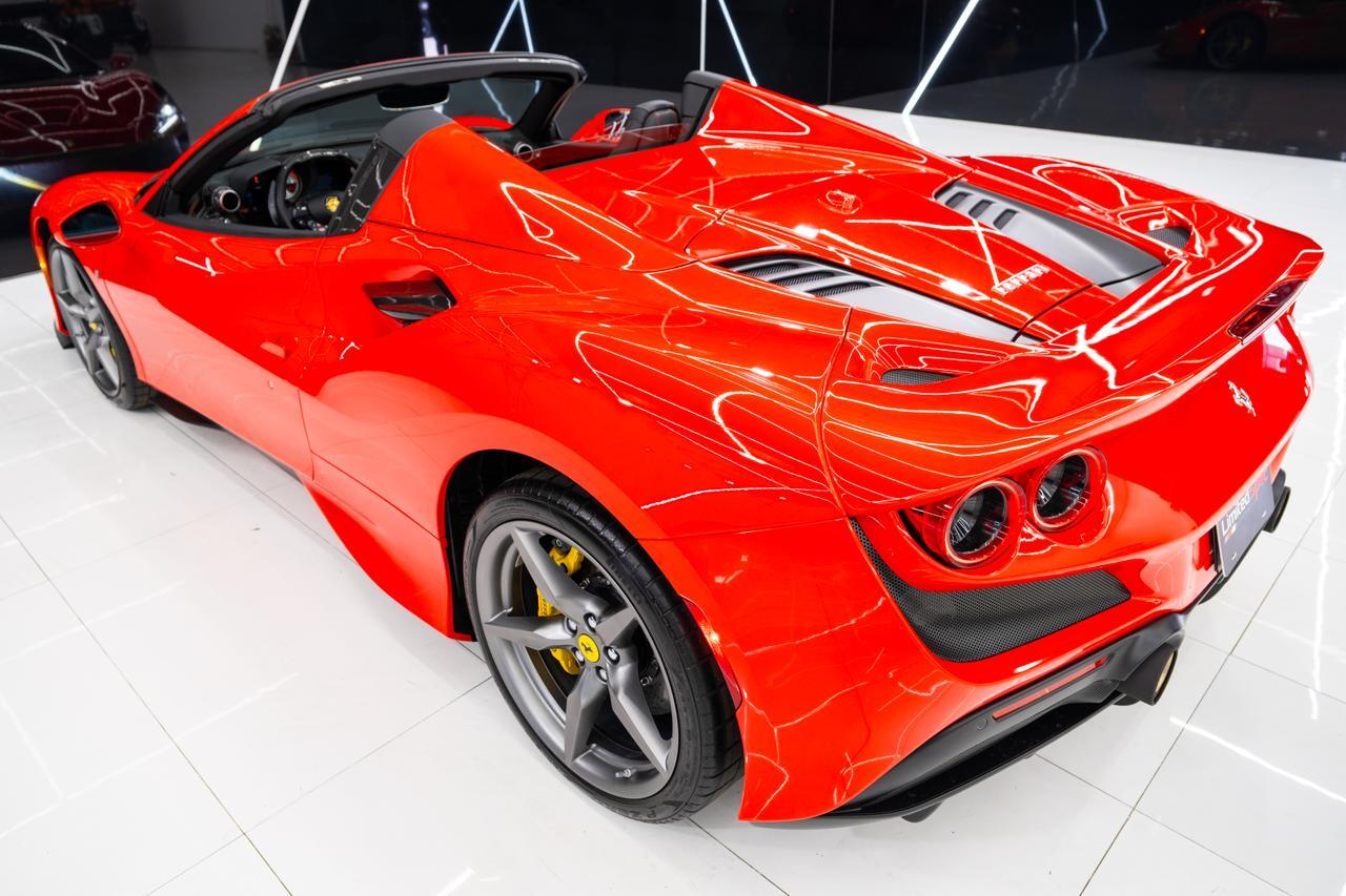 2022 Ferrari F8 Spider Base Miami FL