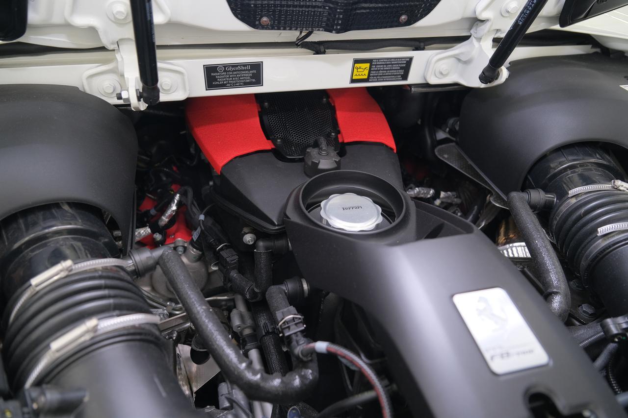2022 Ferrari F8 Spider Base Miami FL