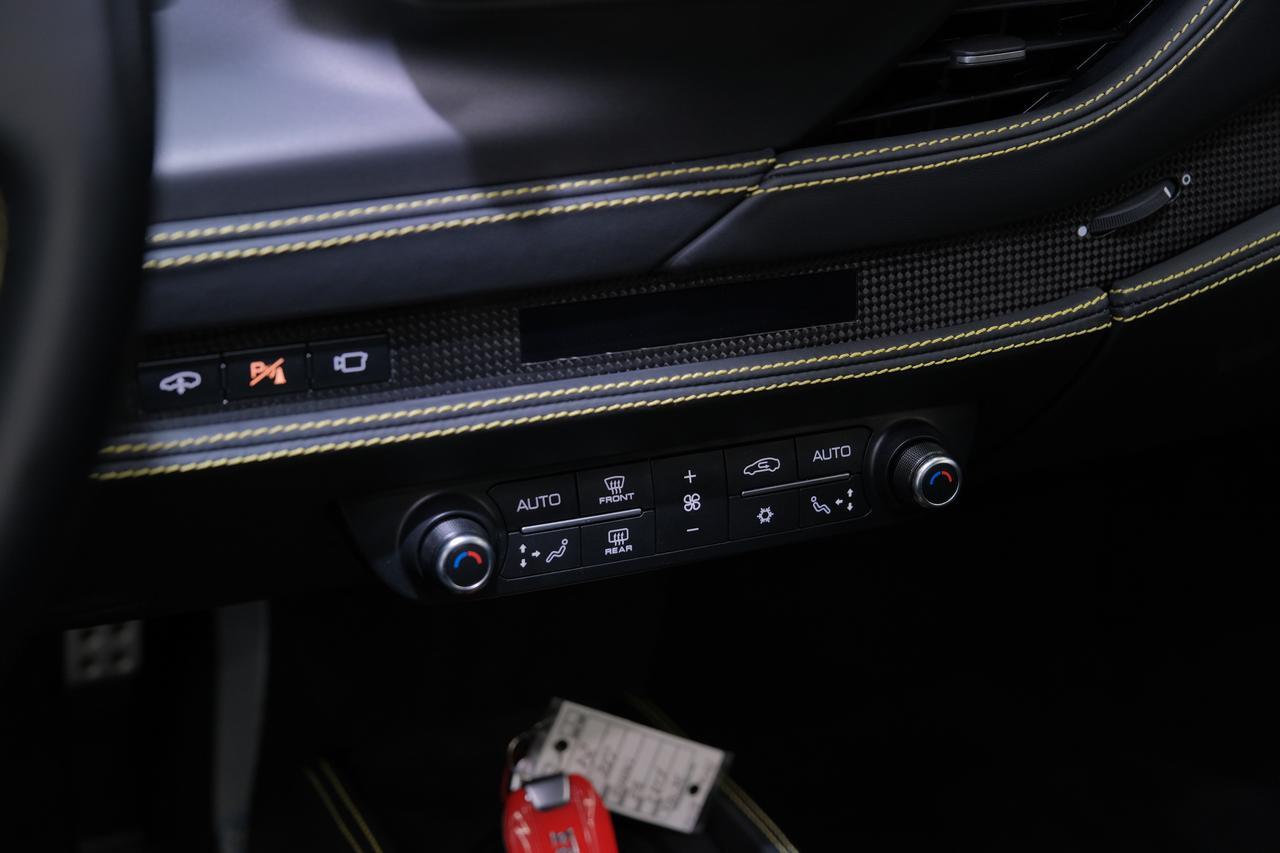 2022 Ferrari F8 Spider Base Miami FL