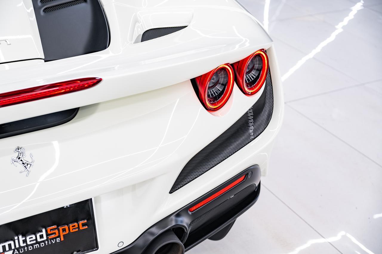 2022 Ferrari F8 Spider Base Miami FL