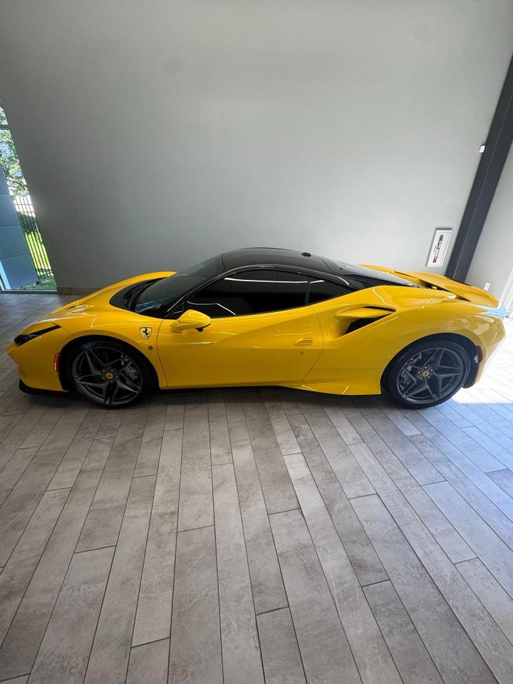 2022 Ferrari F8 Tributo Base