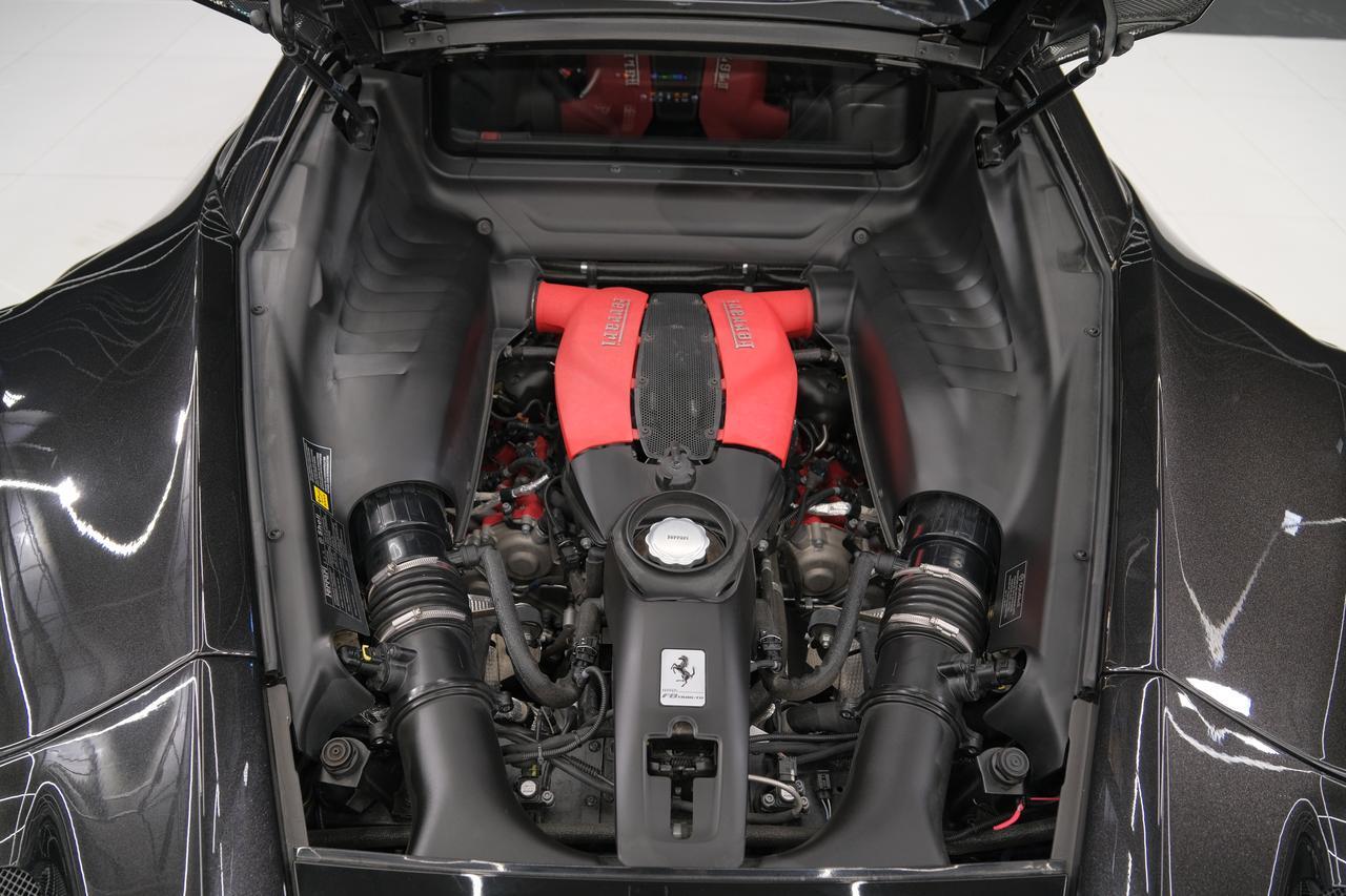2022 Ferrari F8 Tributo Base Miami FL