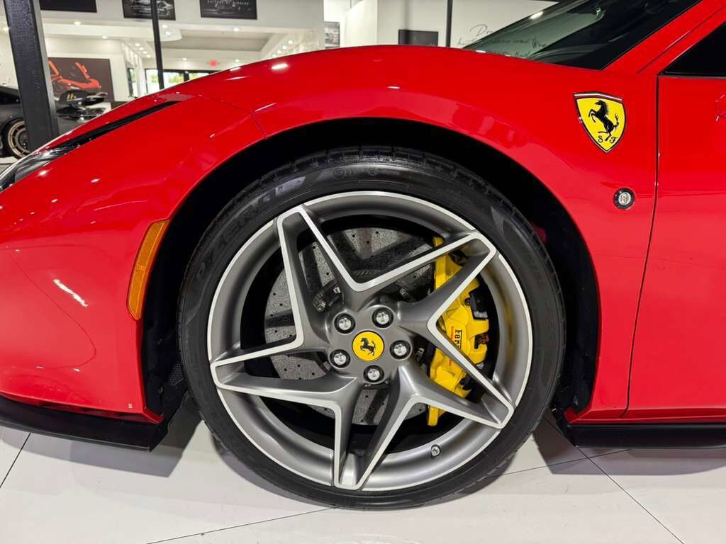 2022 Ferrari F8 Tributo Rosso Corsa paint,Sabbia interior,front lifter, carbon racing seats,JBL audio system AND MUCH MORE!! Fort Lauderdale FL