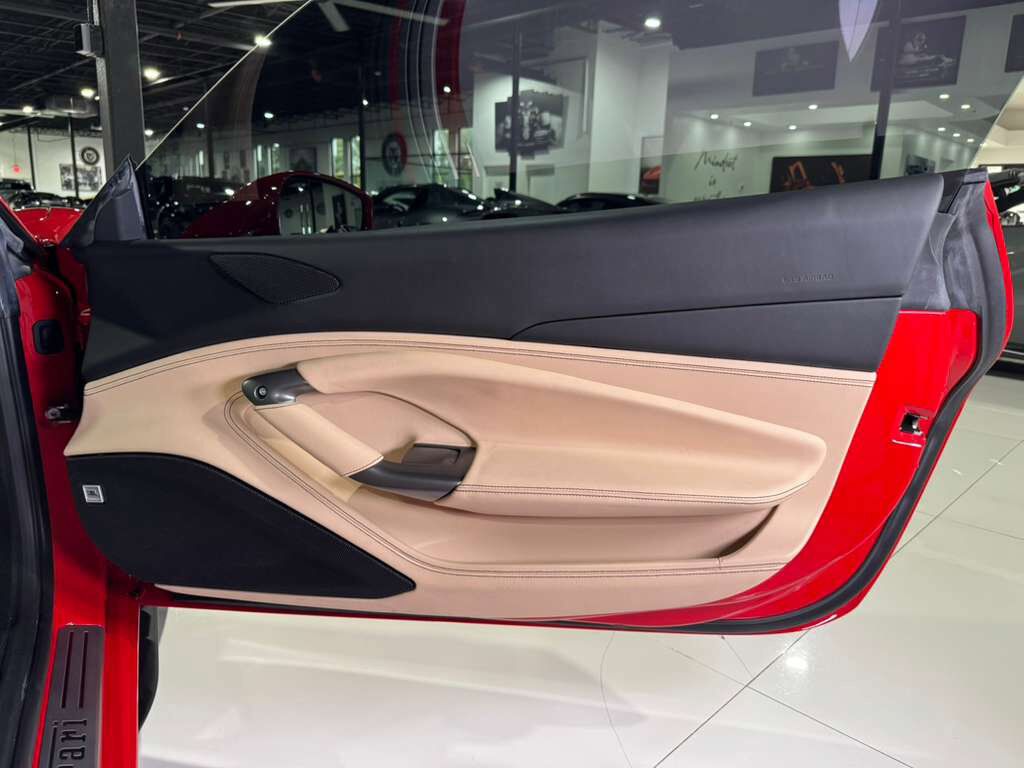 2022 Ferrari F8 Tributo Rosso Corsa paint,Sabbia interior,front lifter, carbon racing seats,JBL audio system AND MUCH MORE!! Fort Lauderdale FL