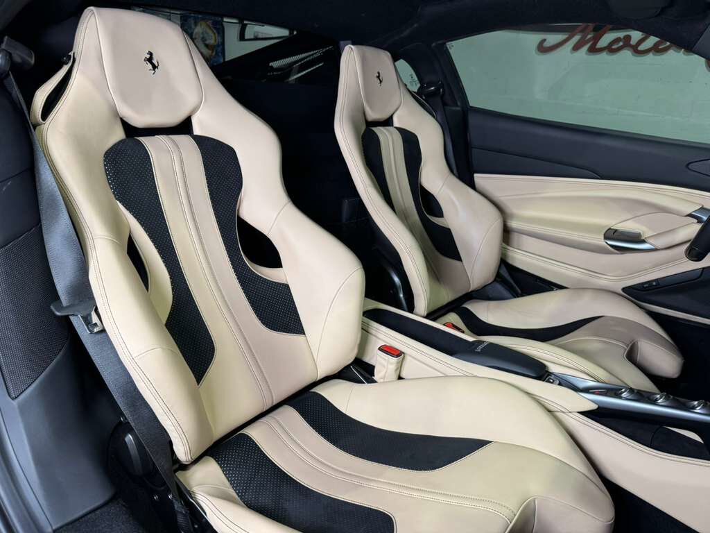 2022 Ferrari F8 Tributo Rosso Corsa paint,Sabbia interior,front lifter, carbon racing seats,JBL audio system AND MUCH MORE!! Fort Lauderdale FL