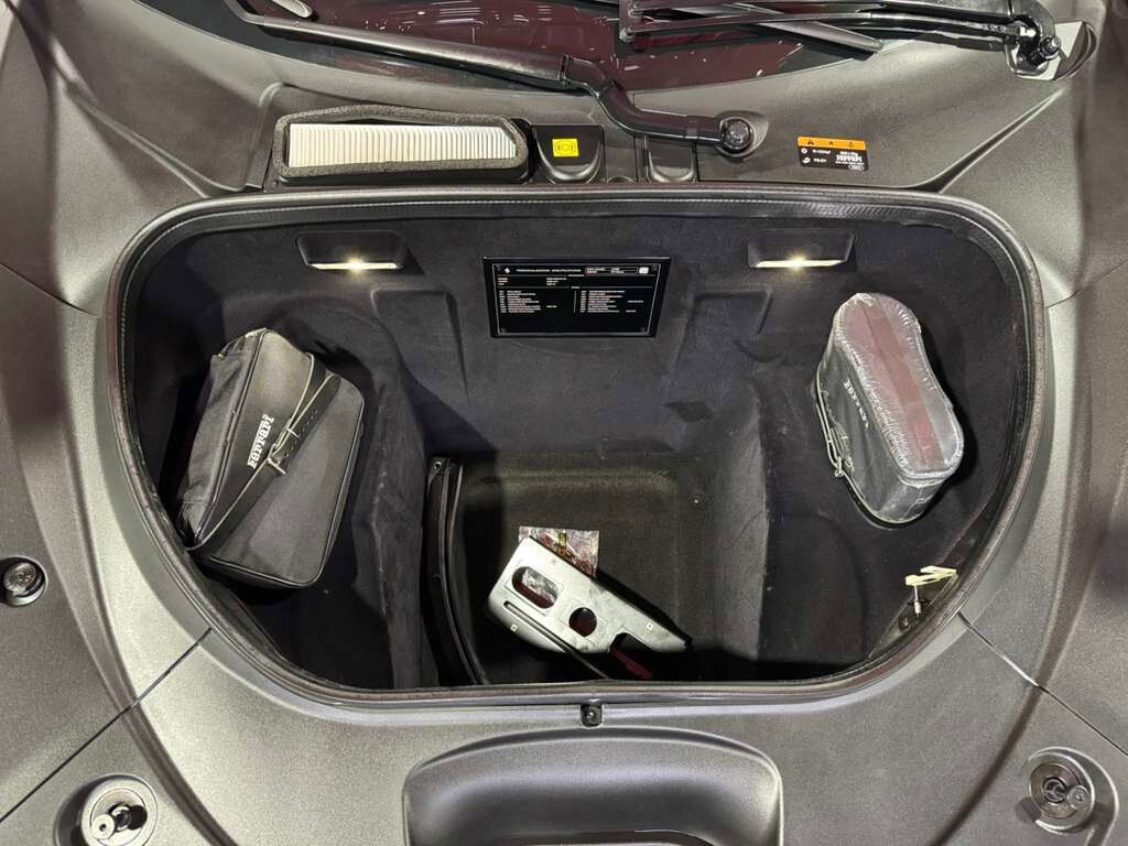 2022 Ferrari F8 Tributo Rosso Corsa paint,Sabbia interior,front lifter, carbon racing seats,JBL audio system AND MUCH MORE!! Fort Lauderdale FL