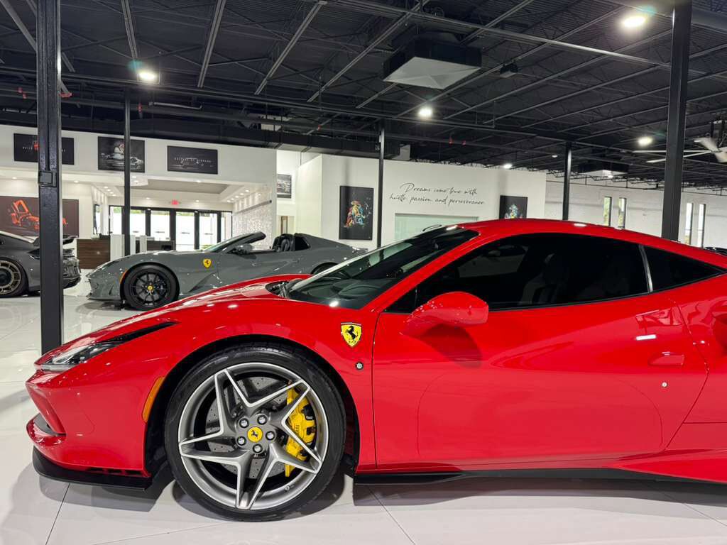 2022 Ferrari F8 Tributo Rosso Corsa paint,Sabbia interior,front lifter, carbon racing seats,JBL audio system AND MUCH MORE!! Fort Lauderdale FL