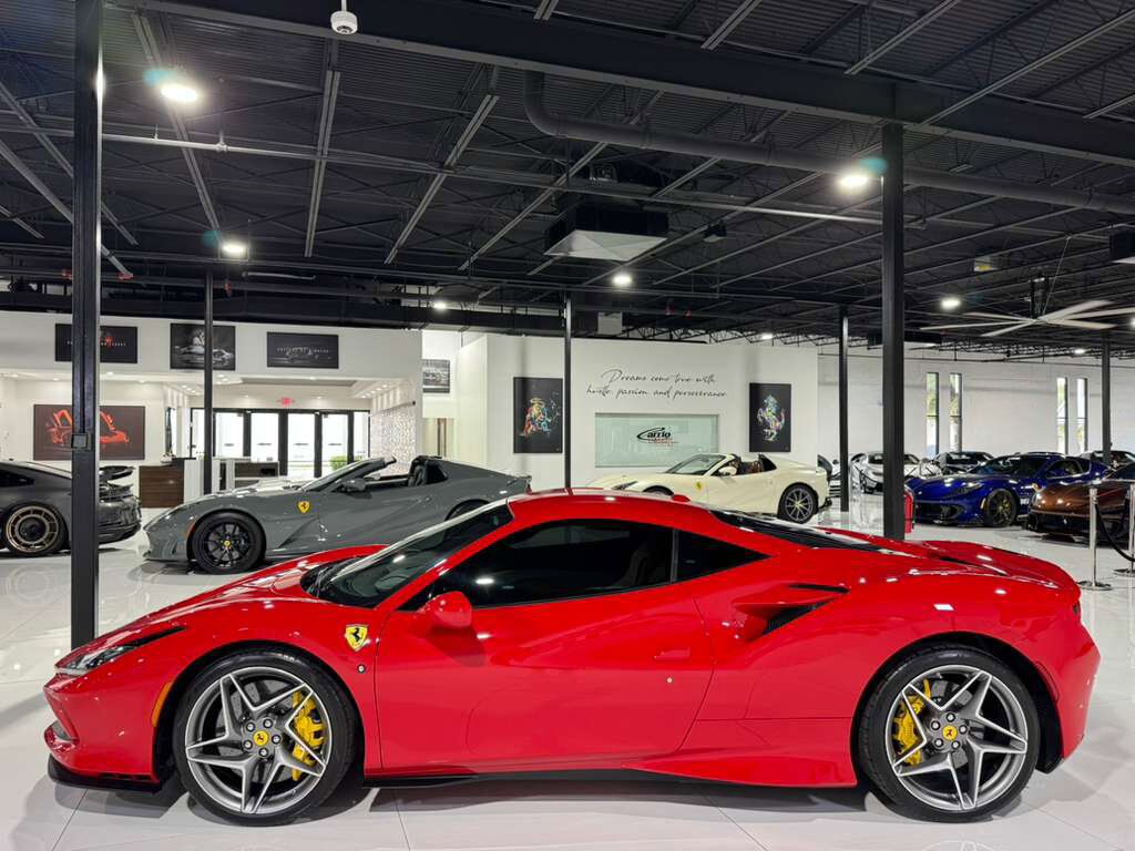 2022 Ferrari F8 Tributo Rosso Corsa paint,Sabbia interior,front lifter, carbon racing seats,JBL audio system AND MUCH MORE!! Fort Lauderdale FL
