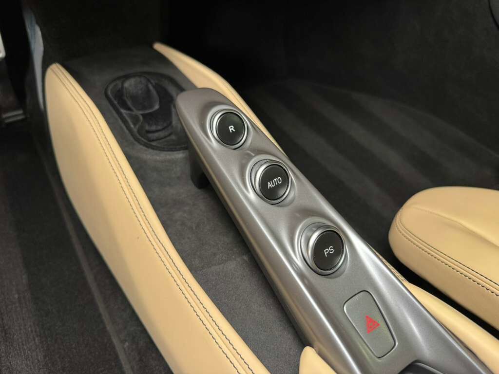 2022 Ferrari F8 Tributo Rosso Corsa paint,Sabbia interior,front lifter, carbon racing seats,JBL audio system AND MUCH MORE!! Fort Lauderdale FL