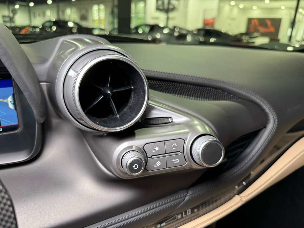 2022 Ferrari F8 Tributo Rosso Corsa paint,Sabbia interior,front lifter, carbon racing seats,JBL audio system AND MUCH MORE!! Fort Lauderdale FL