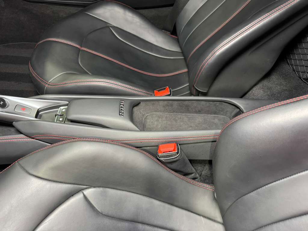 2022 Ferrari F8 Tributo Rosso Scuderia paint, carbon fiber steering wheel + LEDs, passenger display, front camera AND MORE!! Fort Lauderdale FL