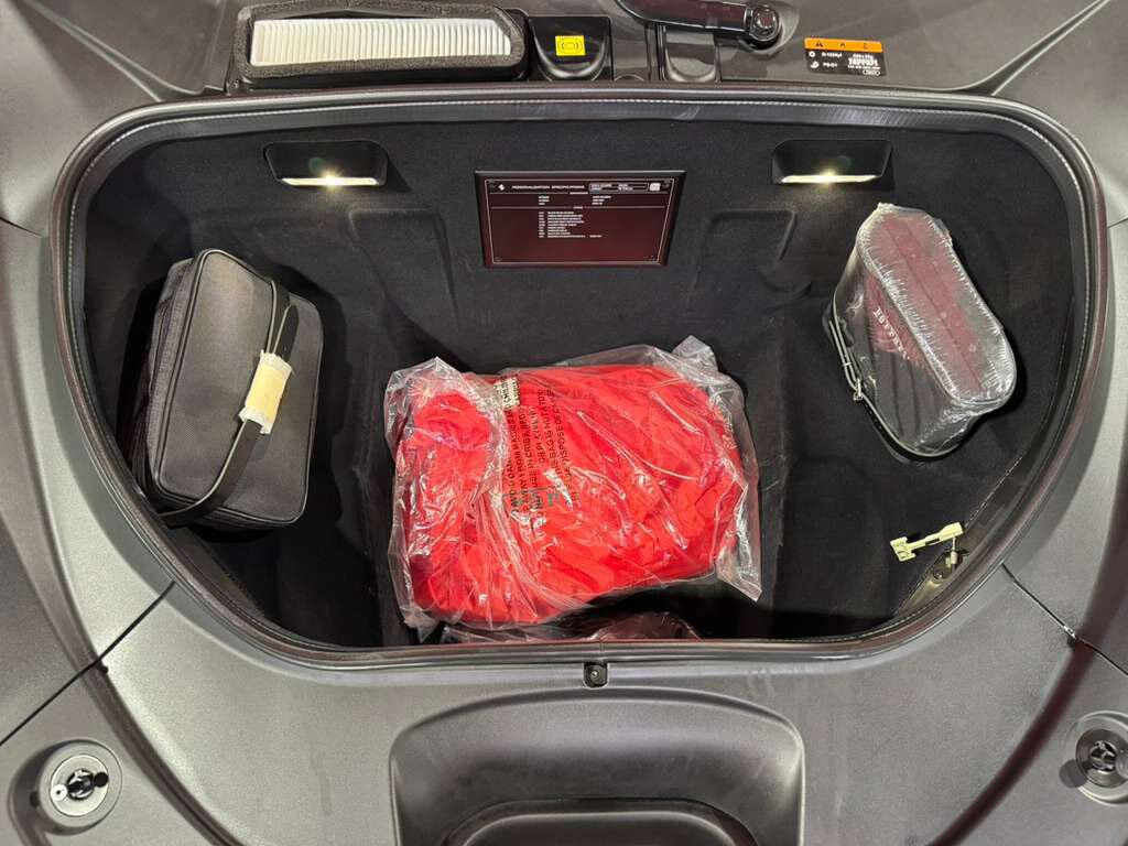 2022 Ferrari F8 Tributo Rosso Scuderia paint, carbon fiber steering wheel + LEDs, passenger display, front camera AND MORE!! Fort Lauderdale FL