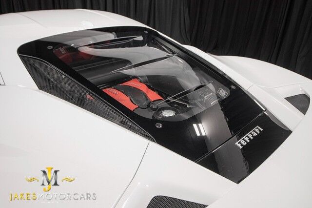 2022 Ferrari F8 Tributo *WHITE ON RED* *$56,548 IN OPTIONS* *ONLY 3700 MILES* San Diego CA