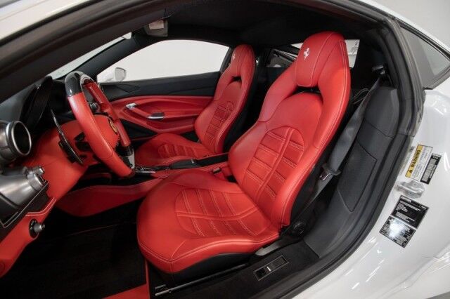 2022 Ferrari F8 Tributo *WHITE ON RED* *$56,548 IN OPTIONS* *ONLY 3700 MILES* San Diego CA