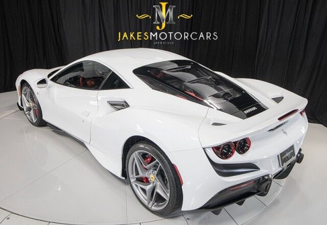 2022 Ferrari F8 Tributo *WHITE ON RED* *$56,548 IN OPTIONS* *ONLY 3700 MILES* San Diego CA