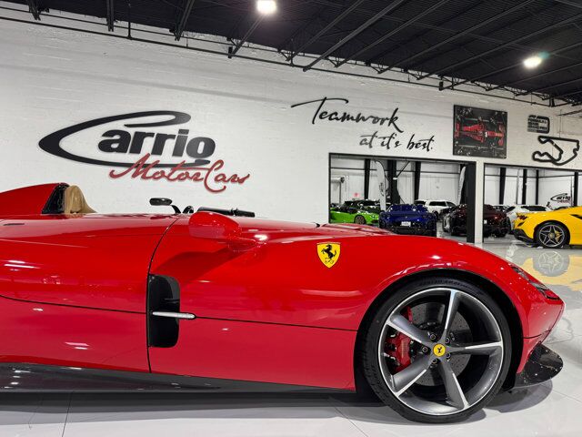 2022 Ferrari Monza SP1 TAILOR MADE BUILD! DELIVERY MILES!! Rosso Corsa paint, racing driver set, carbon galore & MUCH MORE! Fort Lauderdale FL