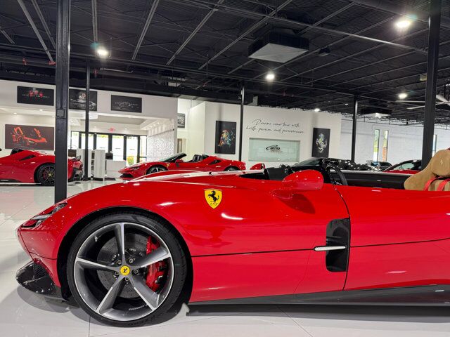2022 Ferrari Monza SP1 TAILOR MADE BUILD! DELIVERY MILES!! Rosso Corsa paint, racing driver set, carbon galore & MUCH MORE! Fort Lauderdale FL