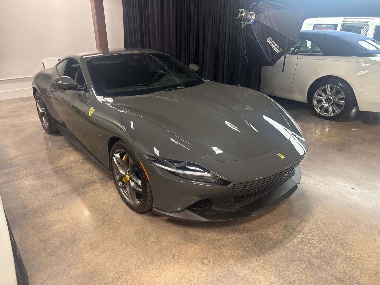 2022 Ferrari Roma Base