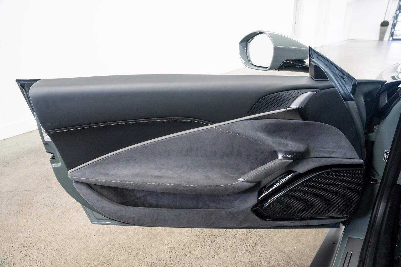 2022 Ferrari Roma Extracampionario Grigio Medio Carbon Ceramic Brake Portland OR