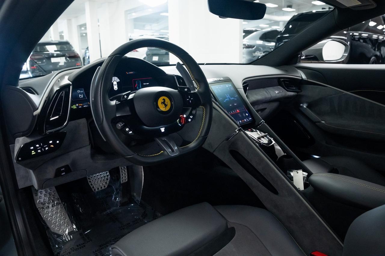 2022 Ferrari Roma Extracampionario Grigio Medio Carbon Ceramic Brake Portland OR