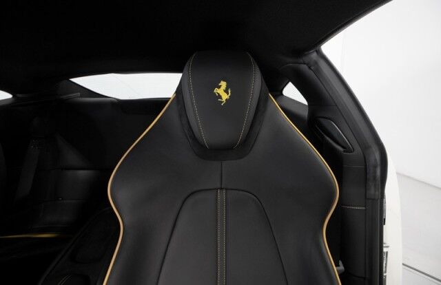 2022 Ferrari Roma *PASSENGER DISPLAY* *HIGH POWER HIFI SOUND* *4900 MILES* *1-OWNER* San Diego CA