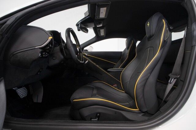 2022 Ferrari Roma *PASSENGER DISPLAY* *HIGH POWER HIFI SOUND* *4900 MILES* *1-OWNER* San Diego CA