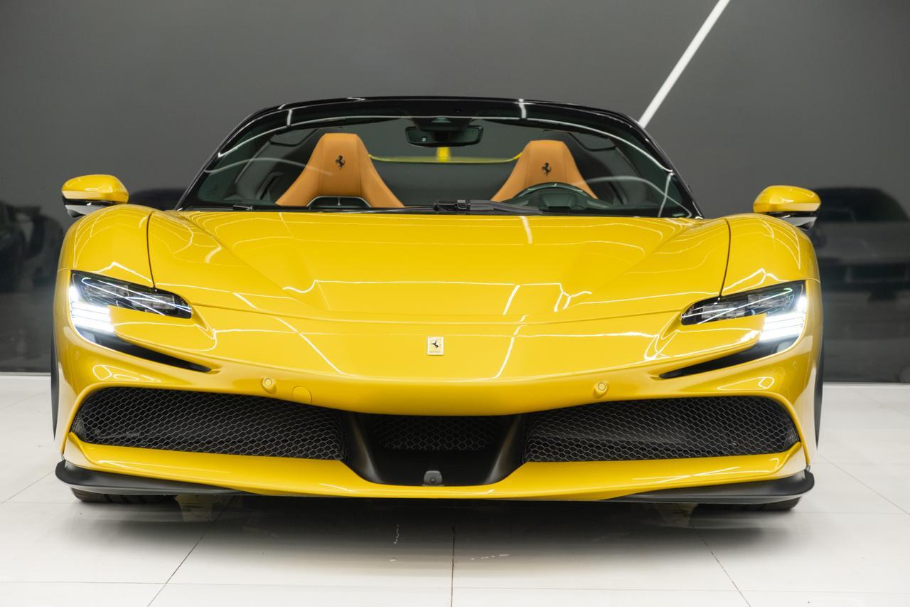 2022 Ferrari SF90 Spider