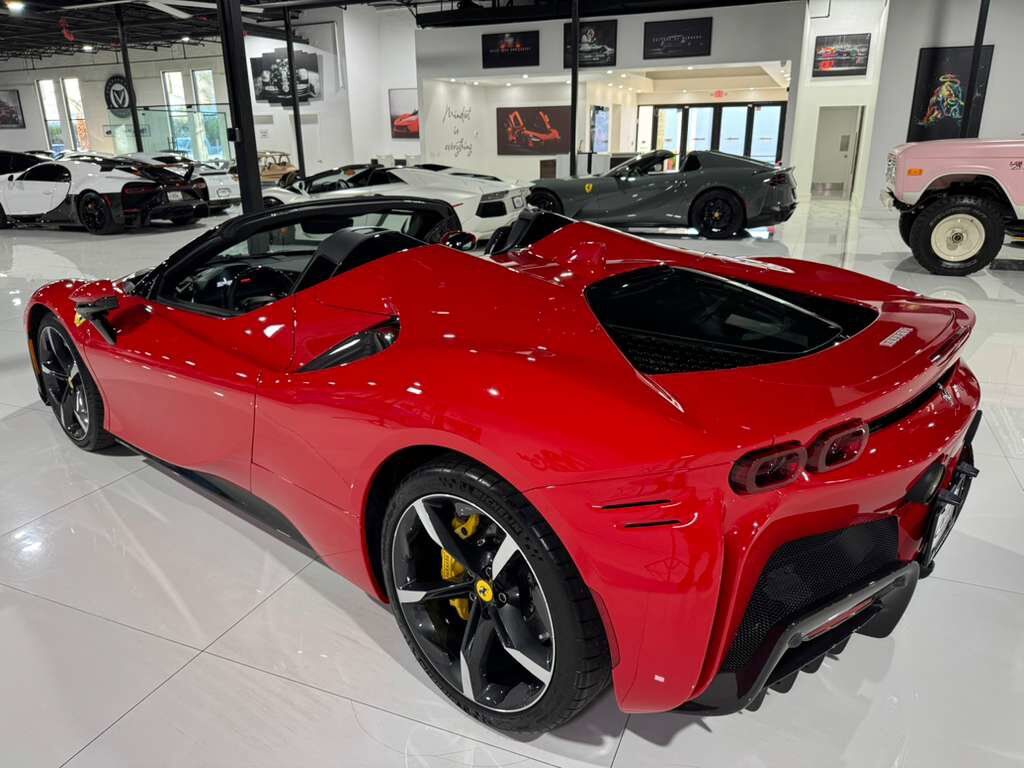 2022 Ferrari SF90 Spider Rosso Corsa paint, two-tone bodywork, carbon racing seats, forged wheels, carbon galore & MUCH MORE! Fort Lauderdale FL