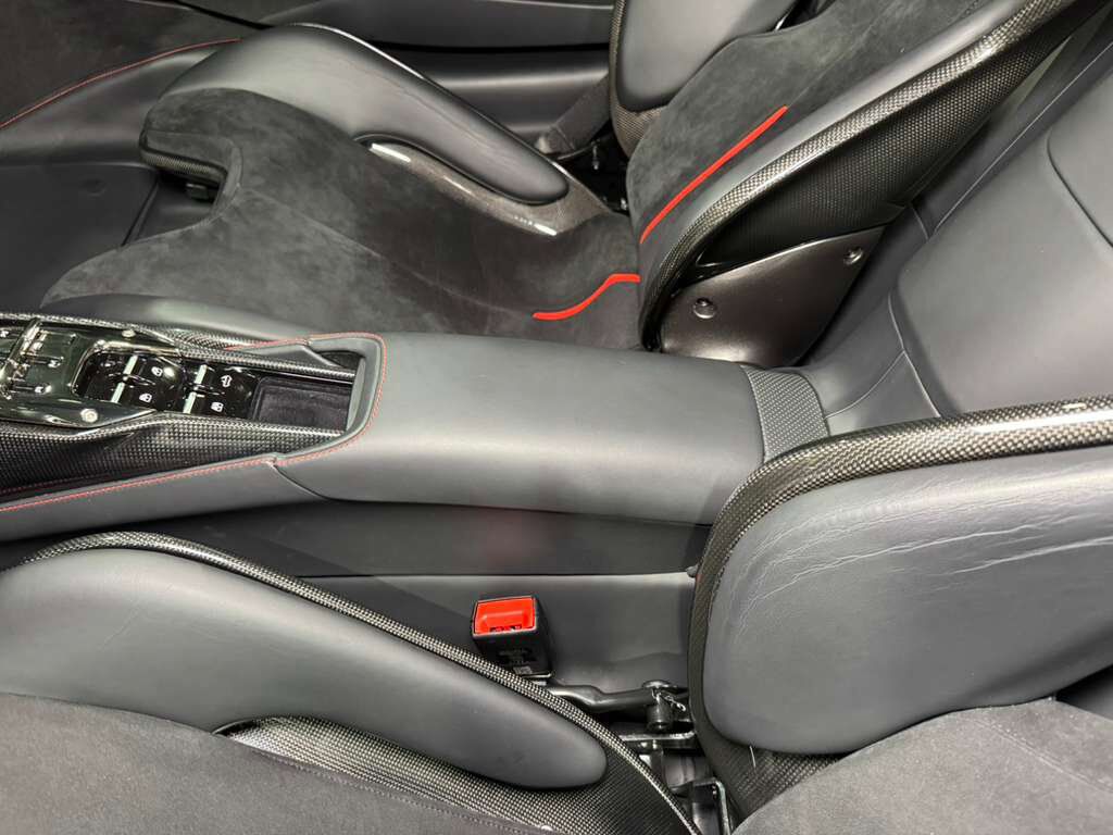 2022 Ferrari SF90 Spider Rosso Corsa paint, two-tone bodywork, carbon racing seats, forged wheels, carbon galore & MUCH MORE! Fort Lauderdale FL