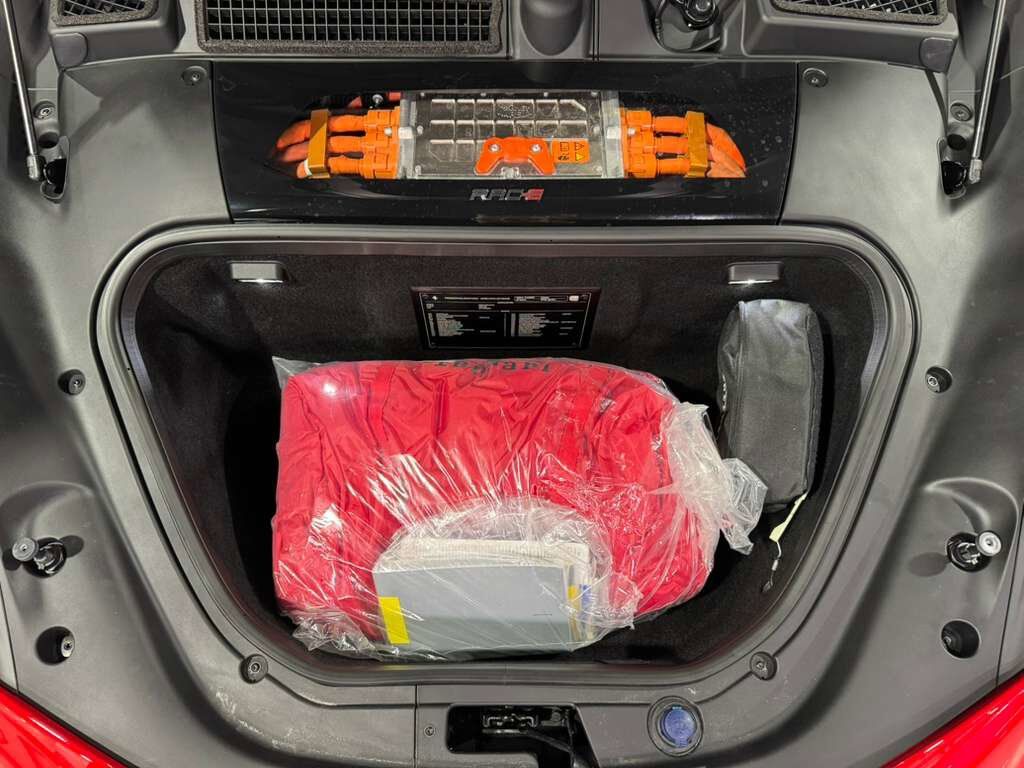 2022 Ferrari SF90 Spider Rosso Corsa paint, two-tone bodywork, carbon racing seats, forged wheels, carbon galore & MUCH MORE! Fort Lauderdale FL