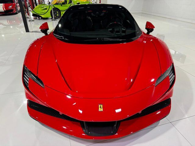 2022 Ferrari SF90 Spider Rosso Corsa paint, two-tone bodywork, racing seats w/ lifter, forged wheels,carbon galore AND MORE!! Fort Lauderdale FL