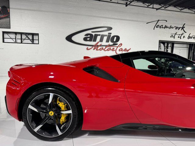 2022 Ferrari SF90 Spider Rosso Corsa paint, two-tone bodywork, racing seats w/ lifter, forged wheels,carbon galore AND MORE!! Fort Lauderdale FL