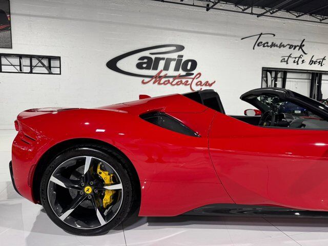 2022 Ferrari SF90 Spider Rosso Corsa paint, two-tone bodywork, racing seats w/ lifter, forged wheels,carbon galore AND MORE!! Fort Lauderdale FL