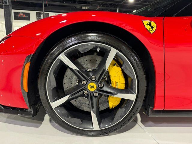 2022 Ferrari SF90 Spider Rosso Corsa paint, two-tone bodywork, racing seats w/ lifter, forged wheels,carbon galore AND MORE!! Fort Lauderdale FL