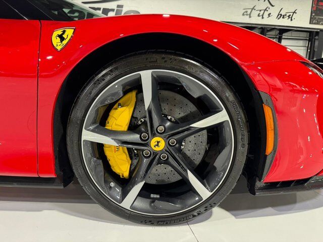 2022 Ferrari SF90 Spider Rosso Corsa paint, two-tone bodywork, racing seats w/ lifter, forged wheels,carbon galore AND MORE!! Fort Lauderdale FL