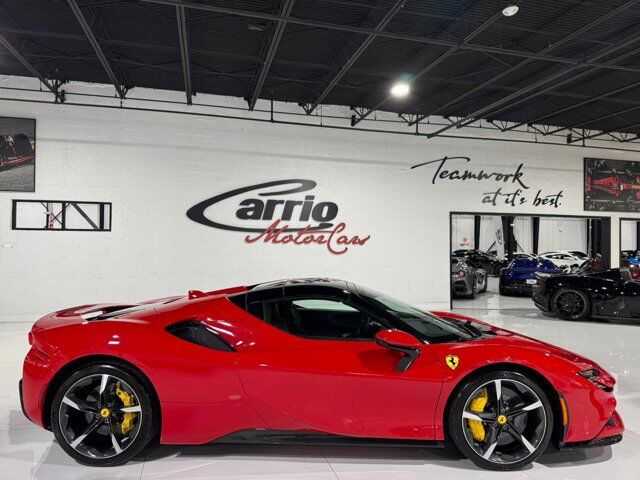 2022 Ferrari SF90 Spider Rosso Corsa paint, two-tone bodywork, racing seats w/ lifter, forged wheels,carbon galore AND MORE!! Fort Lauderdale FL