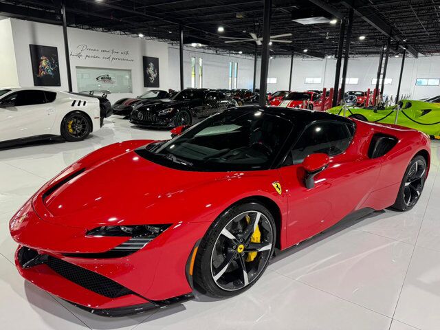 2022 Ferrari SF90 Spider Rosso Corsa paint, two-tone bodywork, racing seats w/ lifter, forged wheels,carbon galore AND MORE!! Fort Lauderdale FL