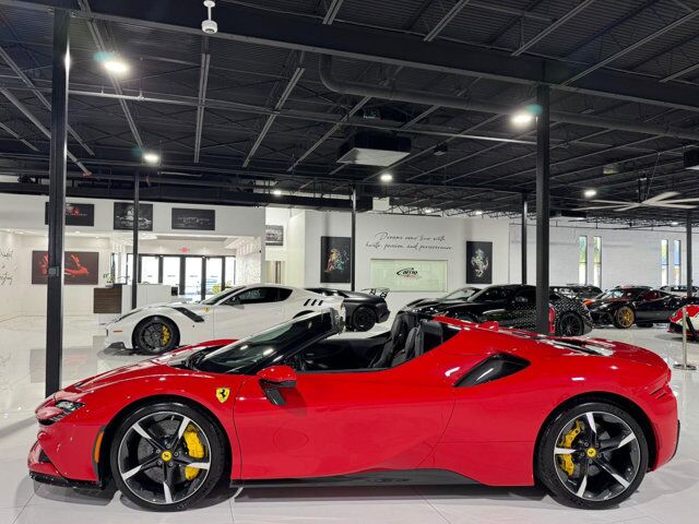 2022 Ferrari SF90 Spider Rosso Corsa paint, two-tone bodywork, racing seats w/ lifter, forged wheels,carbon galore AND MORE!! Fort Lauderdale FL