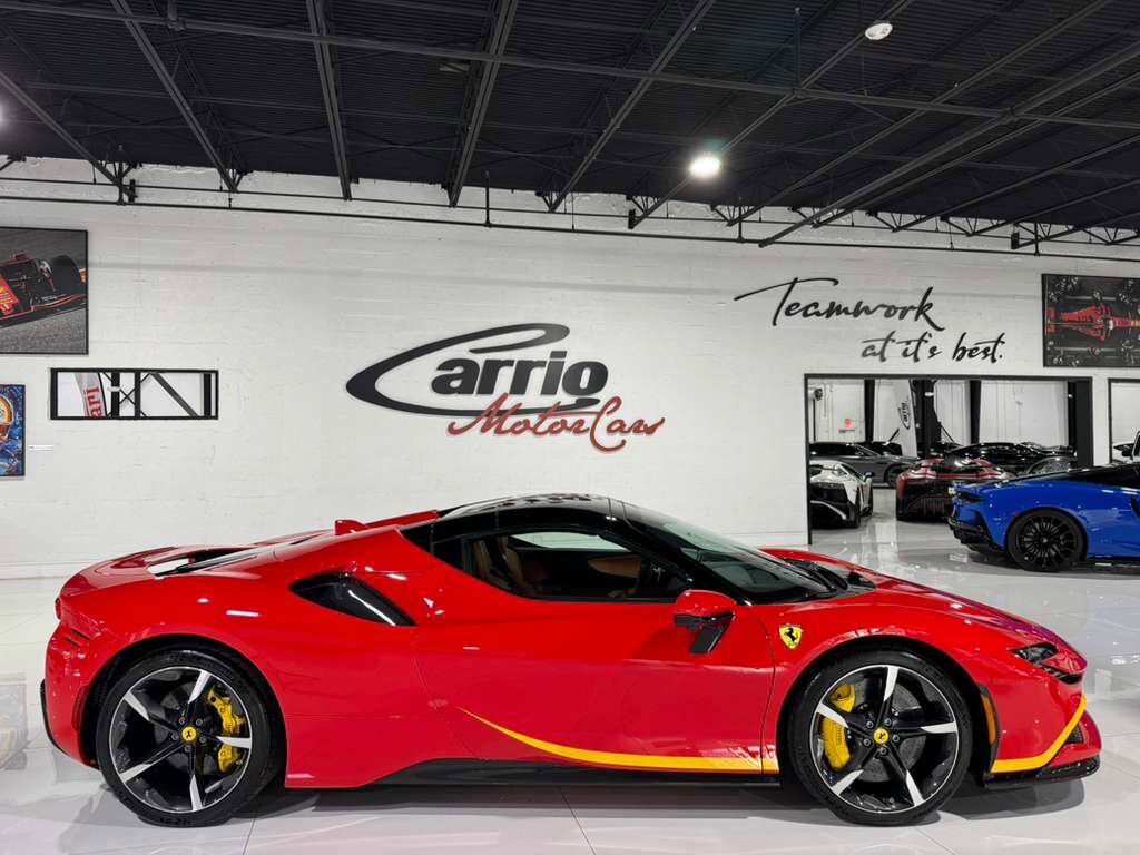 2022 Ferrari SF90 Spider TAILOR MADE NEW YORK BUILD! Charles Leclerc and Carlos Sainz signatures! 1 OF 1! TONS OF OPTIONS!! Fort Lauderdale FL