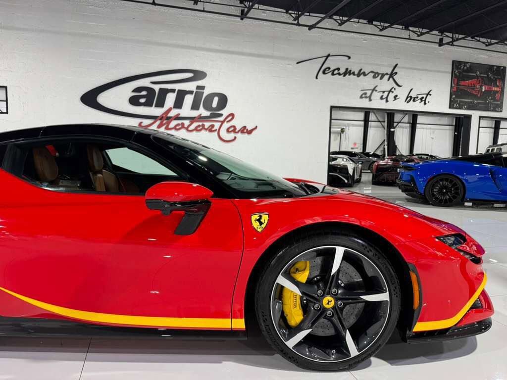 2022 Ferrari SF90 Spider TAILOR MADE NEW YORK BUILD! Charles Leclerc and Carlos Sainz signatures! 1 OF 1! TONS OF OPTIONS!! Fort Lauderdale FL