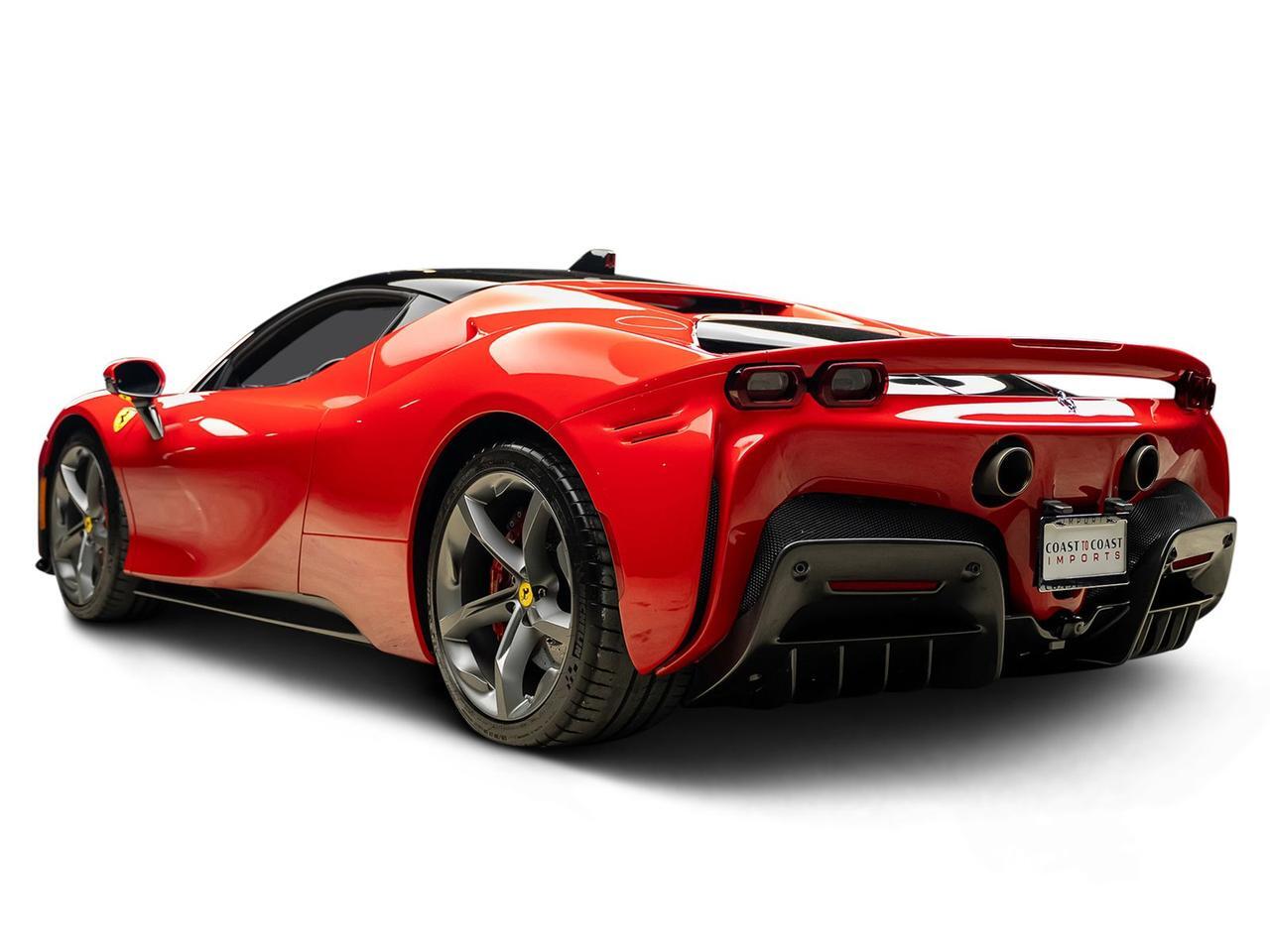 2022 Ferrari SF90 Stradale Base