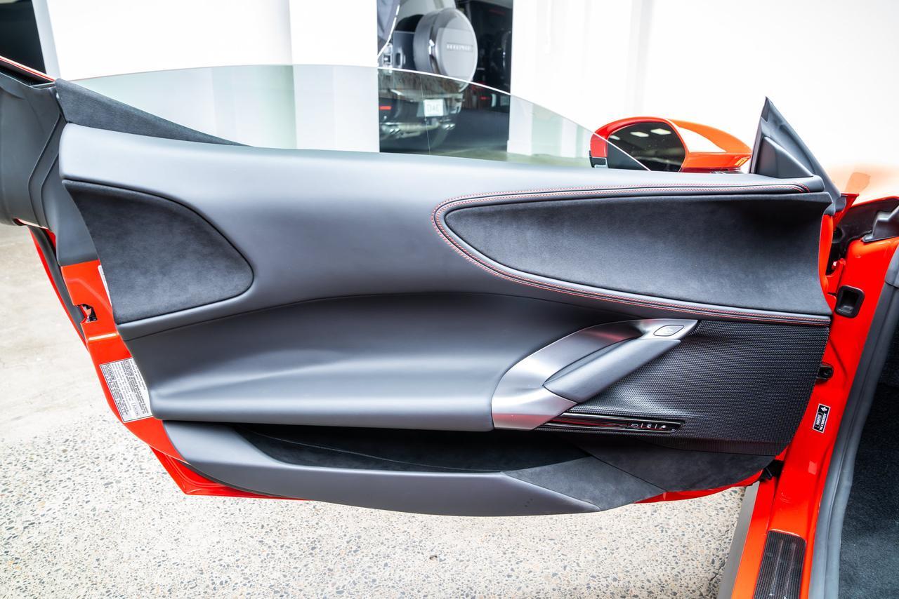2022 Ferrari SF90 Stradale Carbon Fiber Racing Seats Suspension Lifter Portland OR