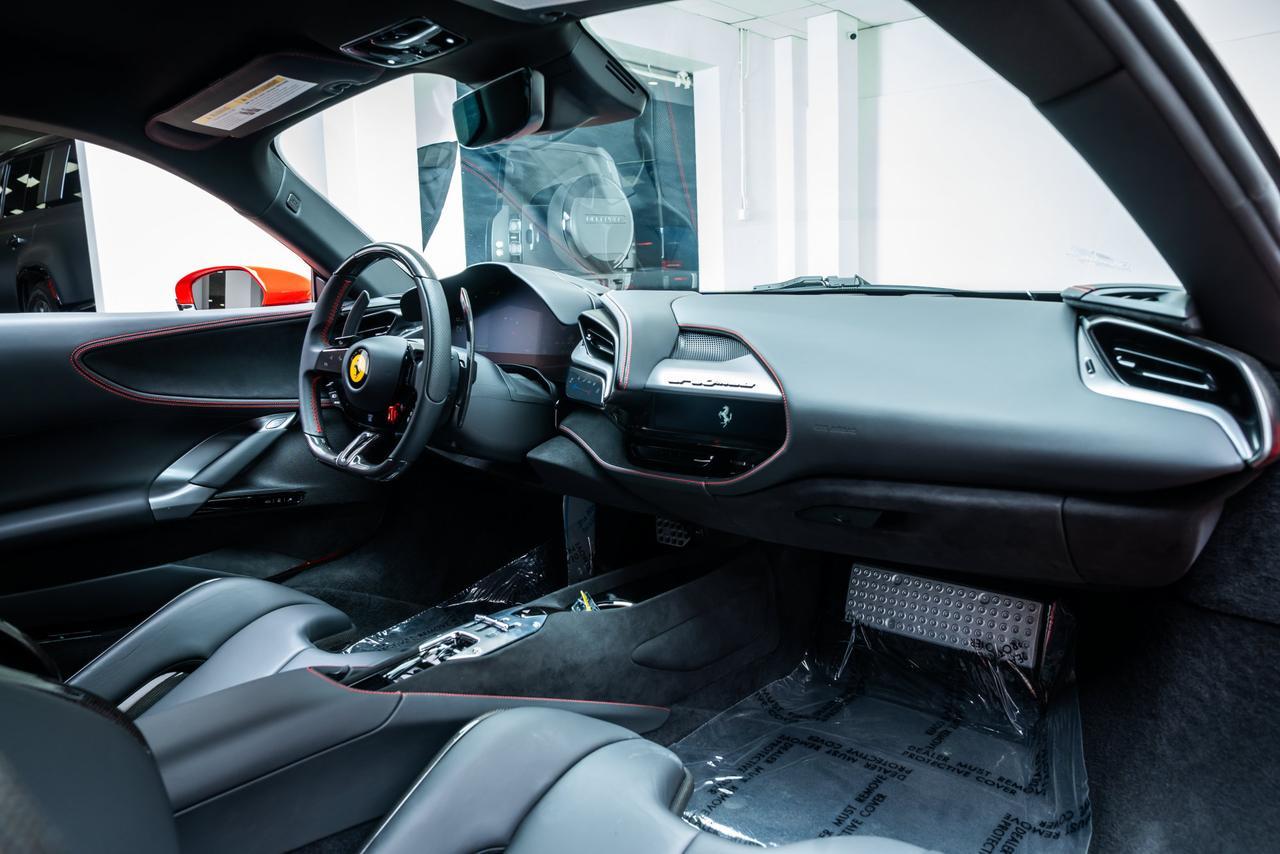 2022 Ferrari SF90 Stradale Carbon Fiber Racing Seats Suspension Lifter Portland OR