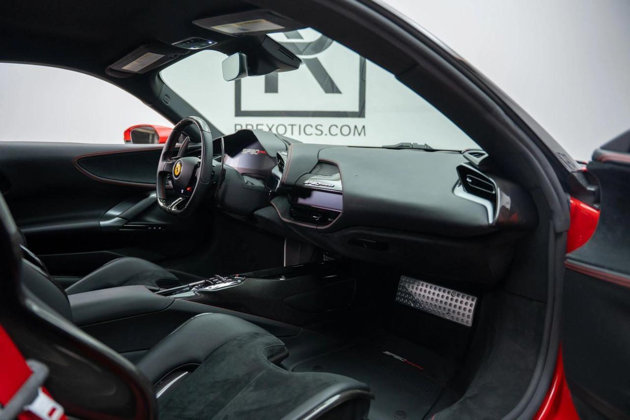 2022 Ferrari SF90 Stradale Coupe 2D St. Louis MO