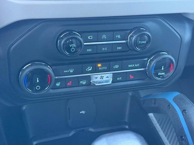 2022 Ford Bronco Base Farmington MO